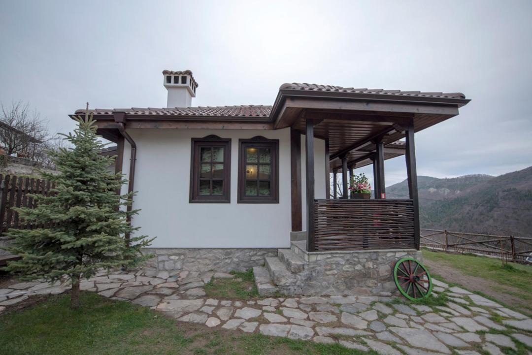Rhodopes Legends Hotel Vrata Exterior photo