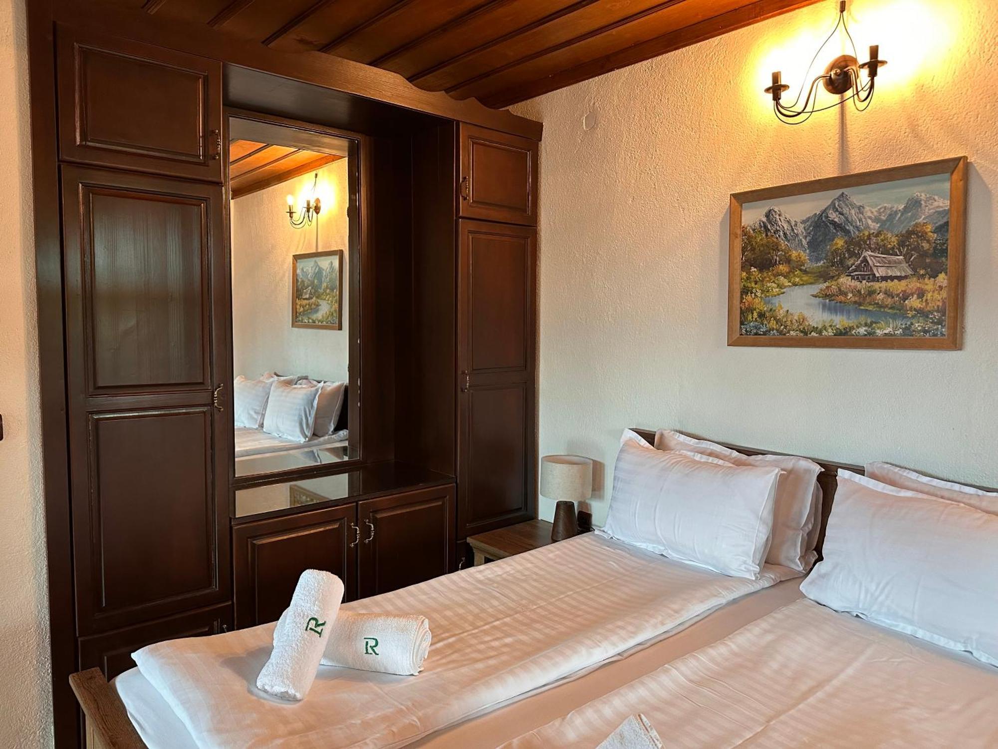 Rhodopes Legends Hotel Vrata Exterior photo